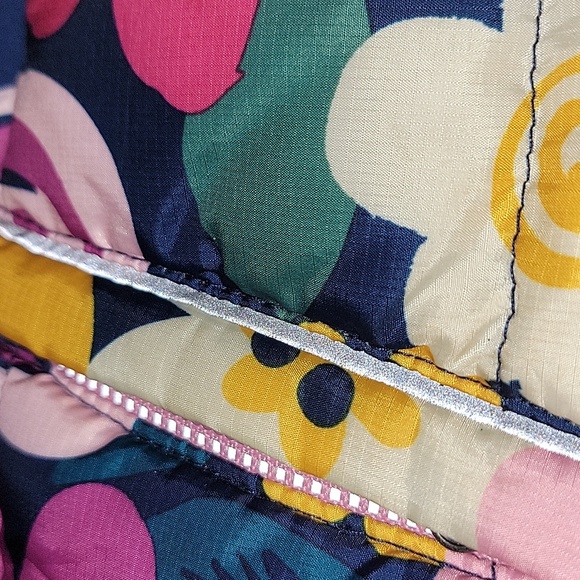 Hanna Andersson Girls 8 Floral Puffer Zipper Vest - Picture 3 of 10